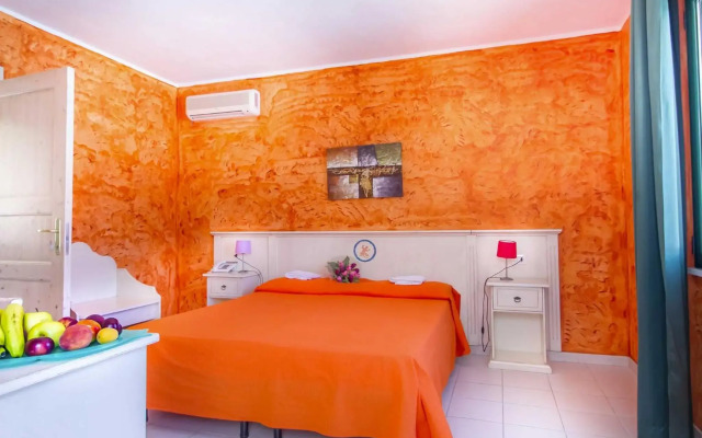 Ariadimari Hotel