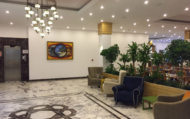 Aryes Deluxe Hotel