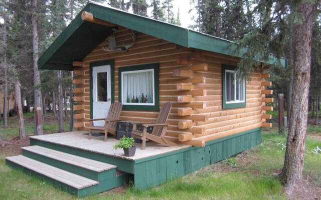 Six Mile River Resort