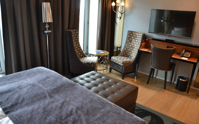 Tivoli Hotel