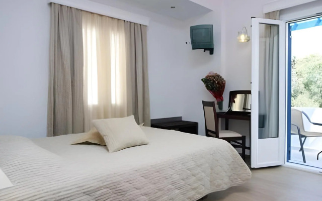 Loizos Apartments