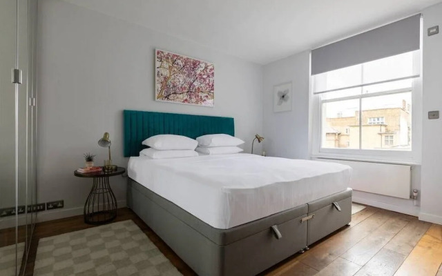 St Stephen's Gardens Viii by Onefinestay