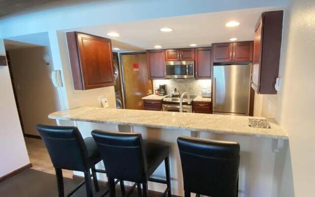 #108 Vail International