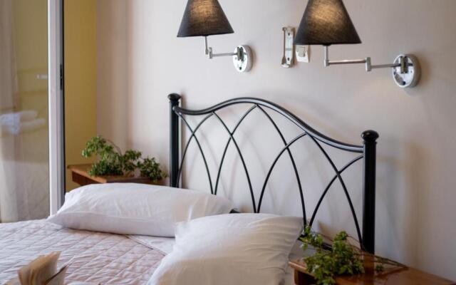 Apostolos Apartment 4