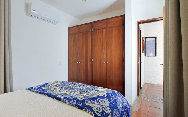 Angelic 2BR Nest - Pool & Hot Tub