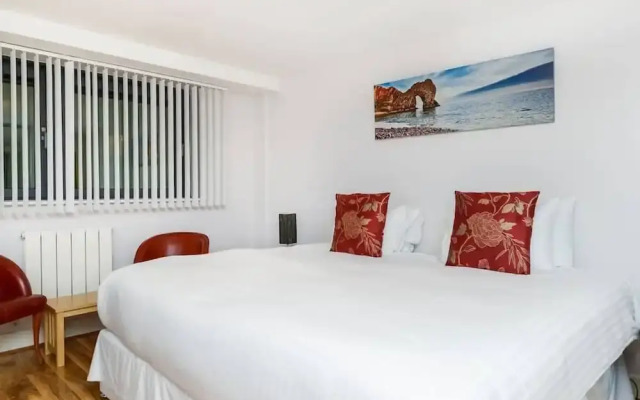 Canary Wharf Luxury Apartments