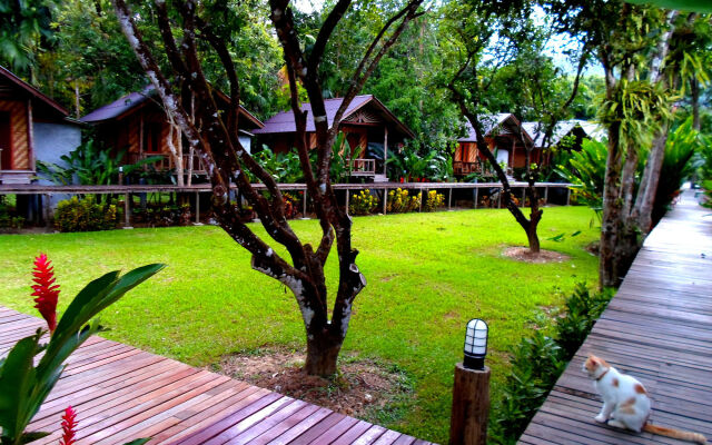 Khao Sok Cabana Resort