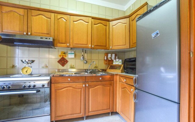 Nice Apartment in Collesano With Wifi and 3 Bedrooms