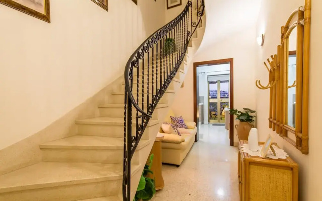 Madonnina Sunny Townhouse in Kalkara