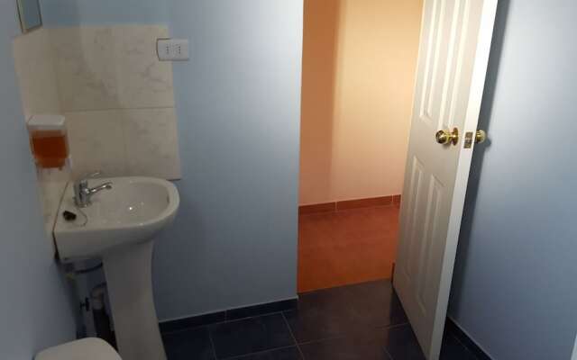 Hostal Amigo Lucho