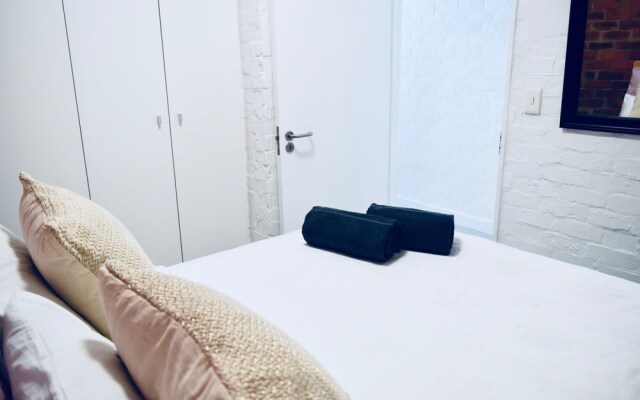 1 Bedroom Apartment With Balcony in Woodstock