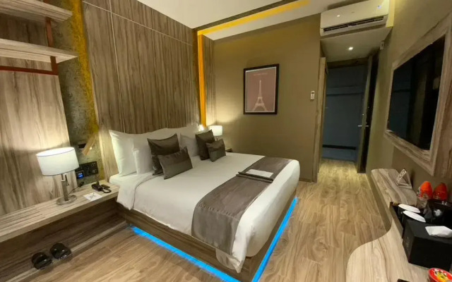 De Paris Hotel