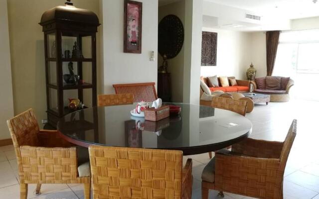 Sunvillas Hua Hin Blue Lagoon