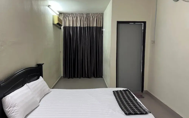 Hotel O Hifi Rooms