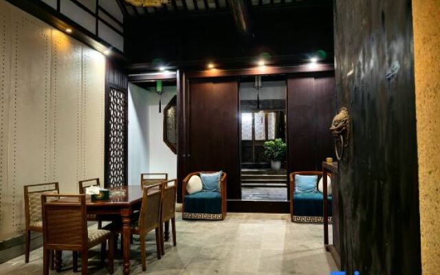 Yiyun Boutique Inn (Tongli Juepin Design)