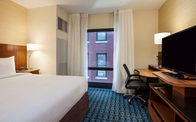 Fairfield Inn & Suites Chicago Downtown/River North