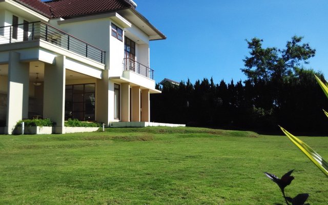 Villa Sophia Cimacan Puncak