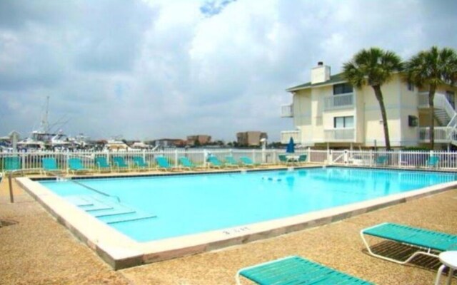 Sandpiper Cove Tennis Villas by Holiday Isle