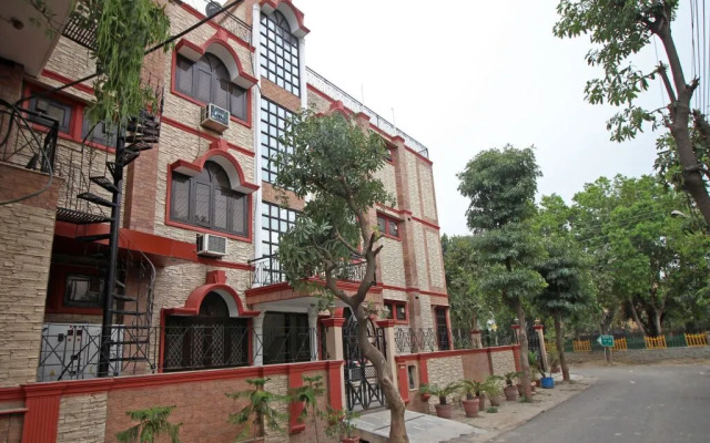 Stardust Residency by OYO Rooms