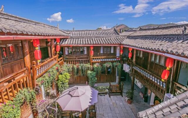 The Lijiang Ayan Inn Shangpeng Court