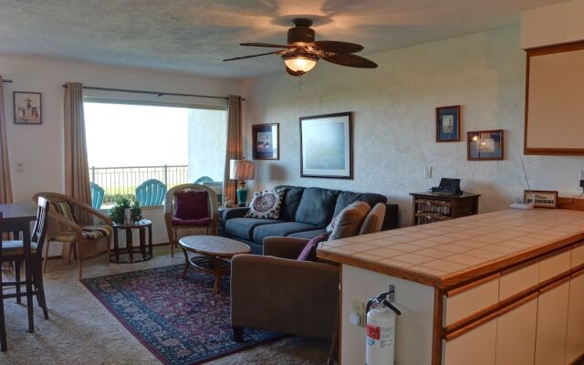 Seaside Beach Club 106 1 Br condo by RedAwning