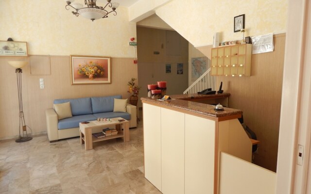 Hotel Kyani Akti & Angelos Apartments