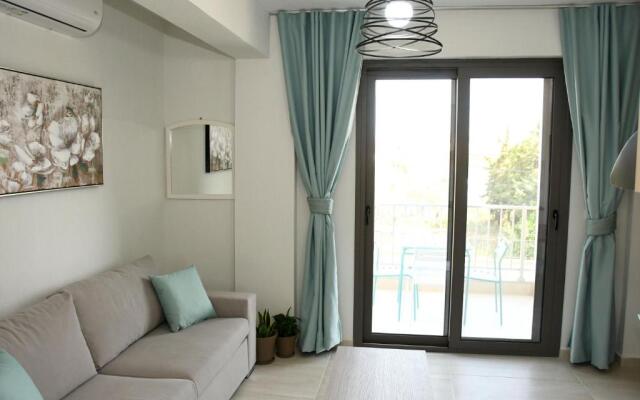 Theano Luxury Suites
