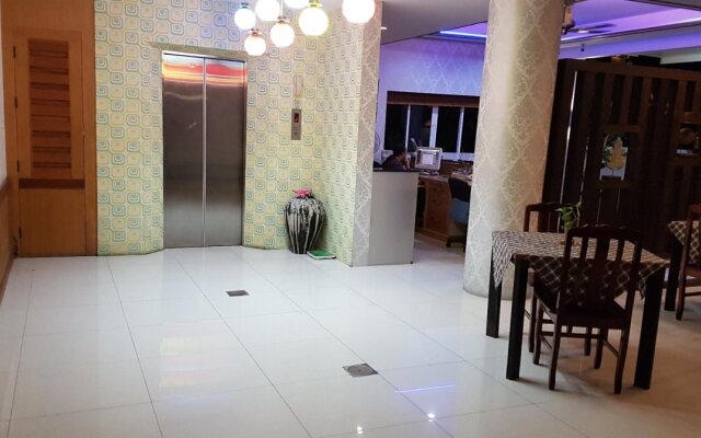Green Harbor Hotel & Service Apartment