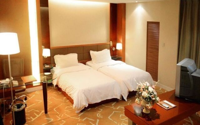 Gold Triangle Hotel