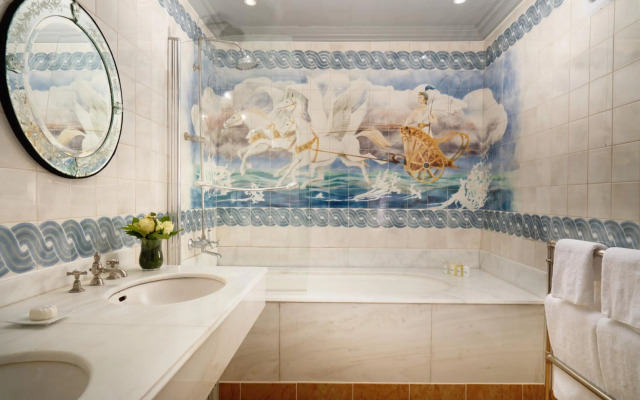 The Gore London – Starhotels Collezione