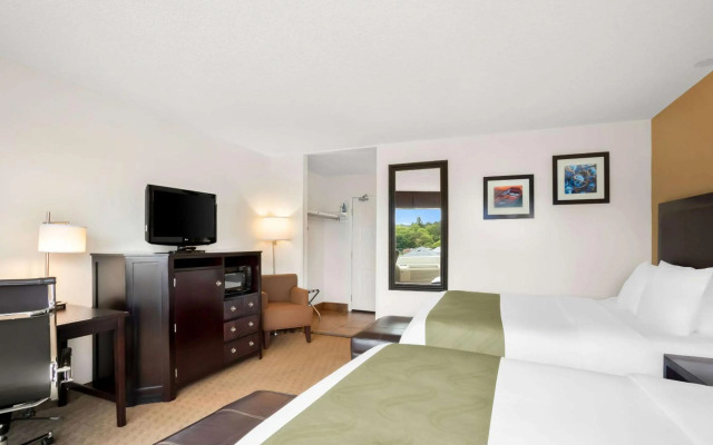 Quality Inn Port Angeles - near Olympic National Park