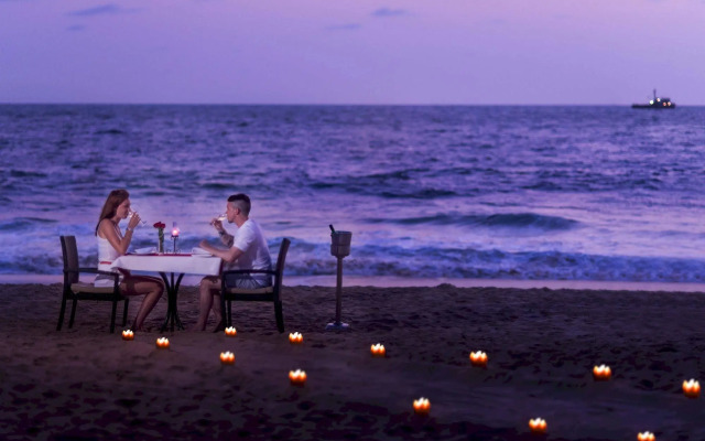 Whispering Palms Beach Resort