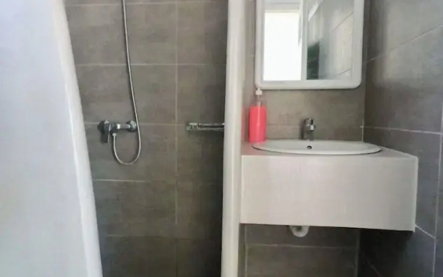 Fira Backpackers Place