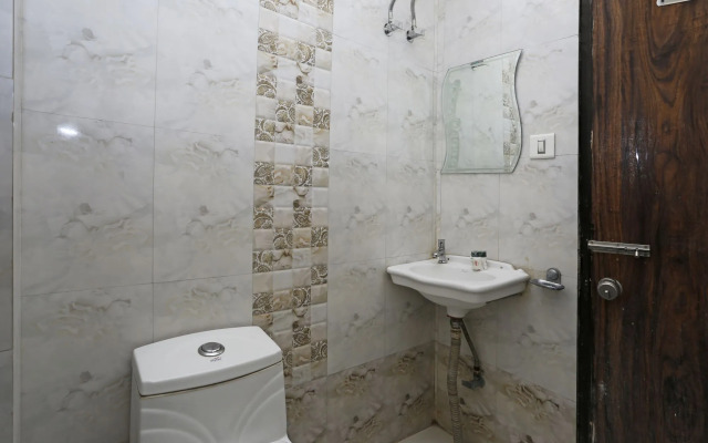 OYO Rooms 091 Hadi Rani Circle