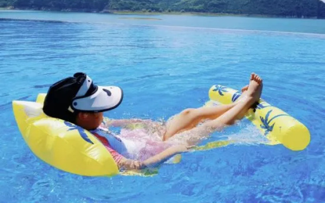 Be happy seaside holiday villa