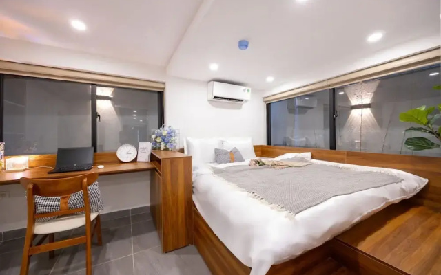 Urchin Apartment