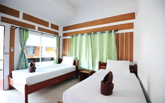 Phi Phi Twin Palms Bungalows