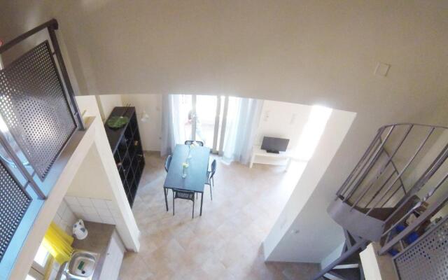 Arapakis Apartment