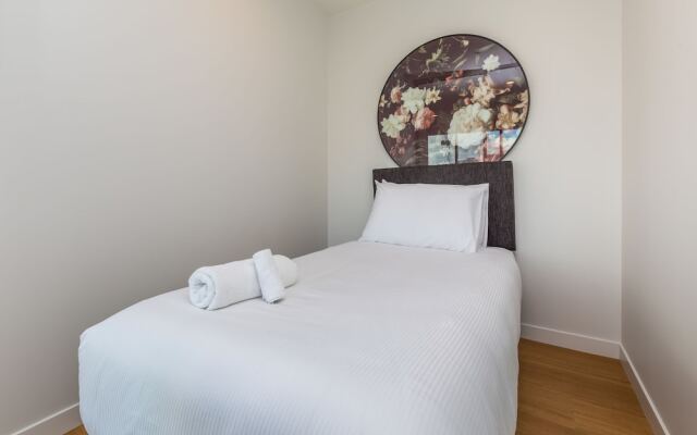 Star Queens Serviced Apartments