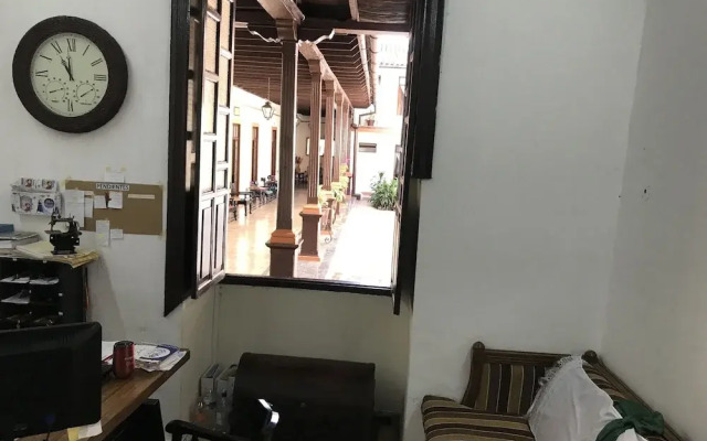 Hotel Villa de Flores