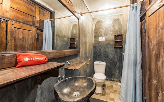 RedDoorz Hostel @ Raya Canggu 2
