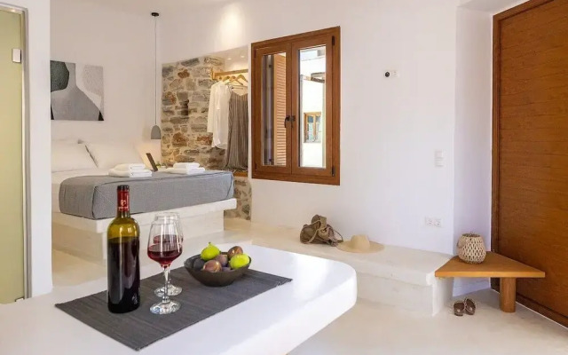 Naxos Boutique Suites