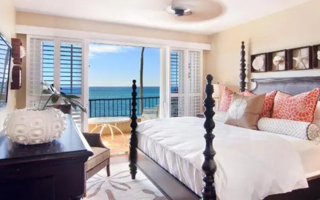 Whalers Cove Resort