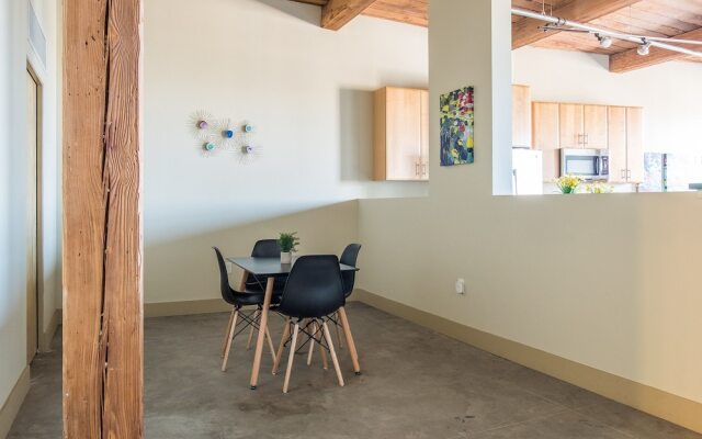 FRONTDESK 1209 Washington Ave Apts Downtown St Louis