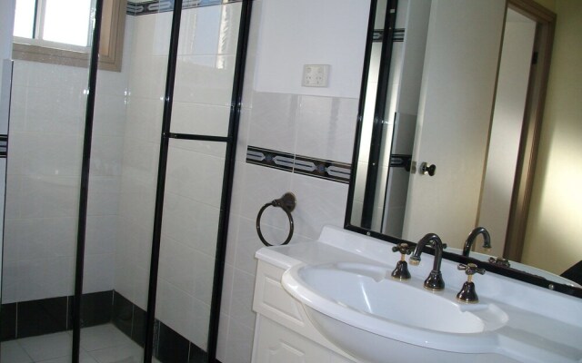 The Peninsula, Duplex 02, 14