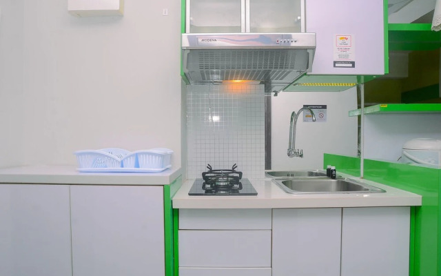 Cozy Studio with City View at H Residence Apartment