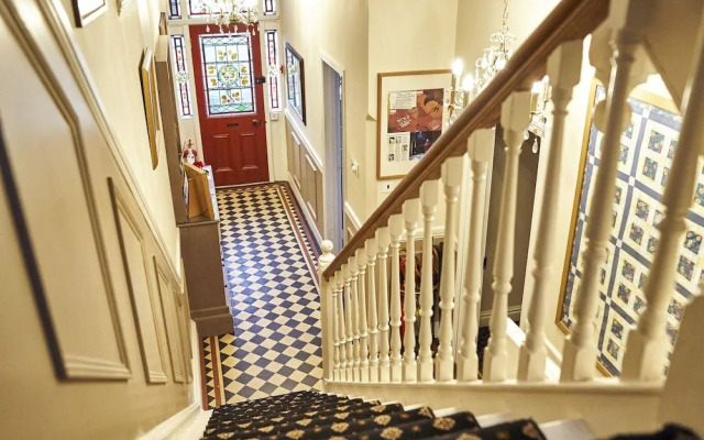 Quilt and Croissants