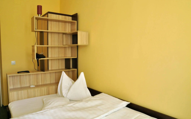 Hotel Cardinal