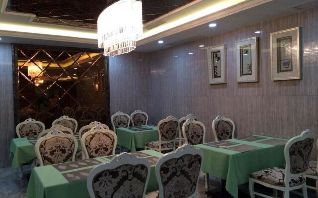 Shanghai Happy Hotel