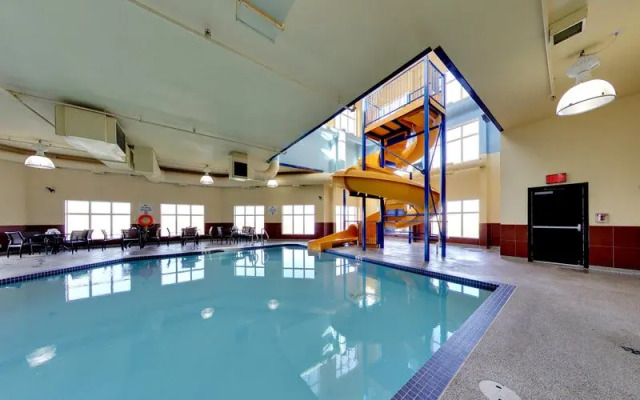 Holiday Inn Express Edmonton-International Airport